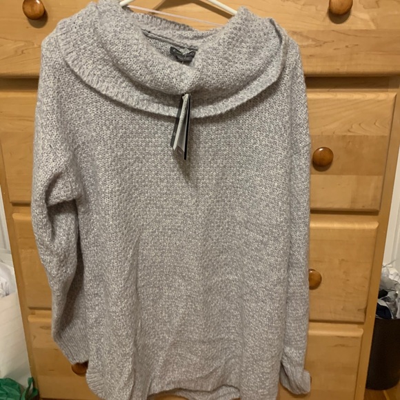 Exofficio Sweaters - Exofficio grey cowl neck sweater size medium